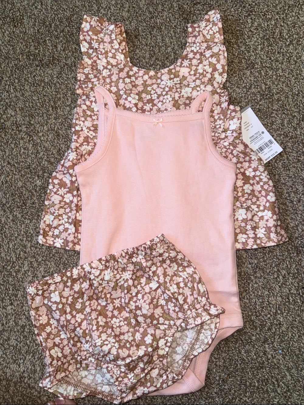 🛍 NWT 🛍 PRETTY LITTLE GIRLS 3 Piece OUTFIT SIZE 18 MONTHS 🛍